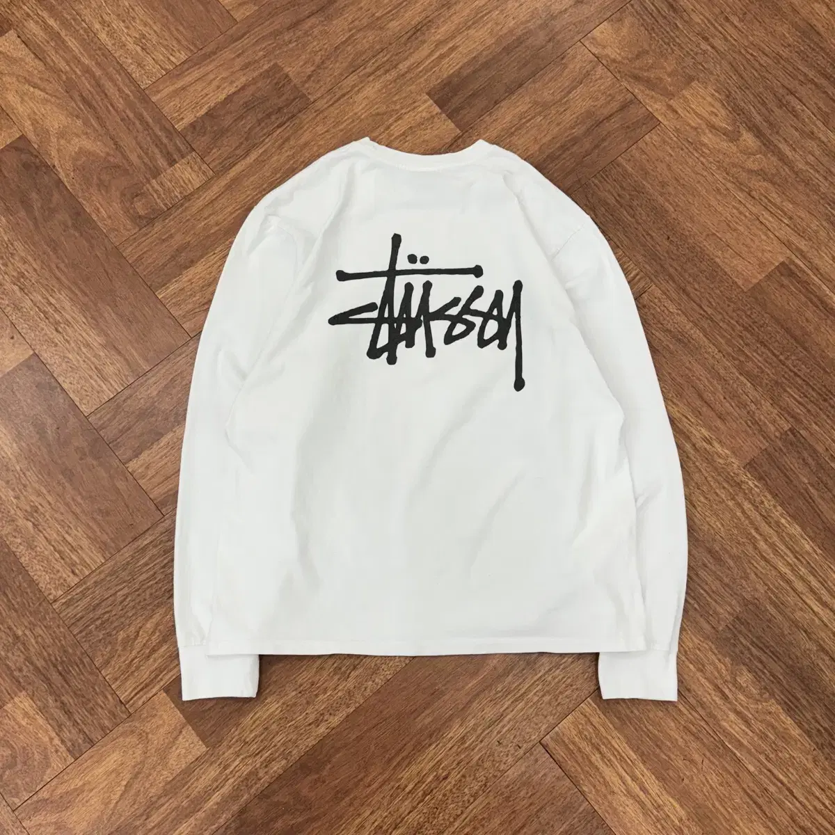 L Stussy 스투시 베이직 로고 긴팔 쭉티셔츠